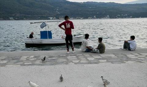 اليونان تطالب تركيا بـ«تحمل مسؤولياتها» في ملف الهجرة