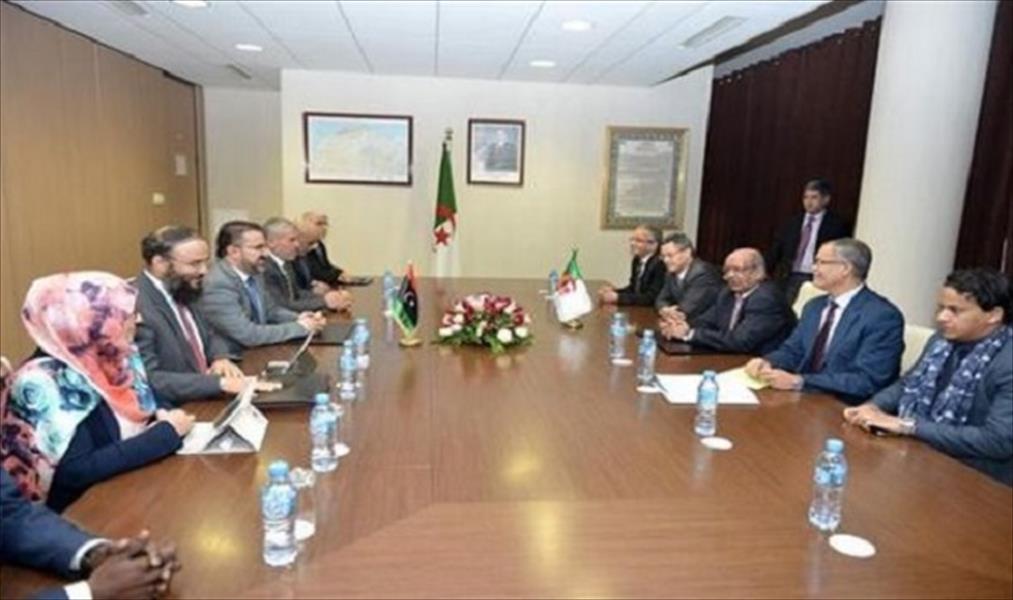 مساهل يستقبل أعضاءً من لجنة الحوار السياسي الليبي في الجزائر