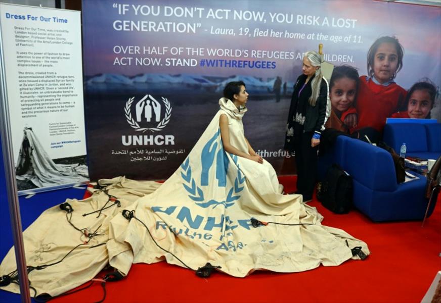خيمة عائلة سورية لاجئة تتحول إلى ثوب يجول العالم