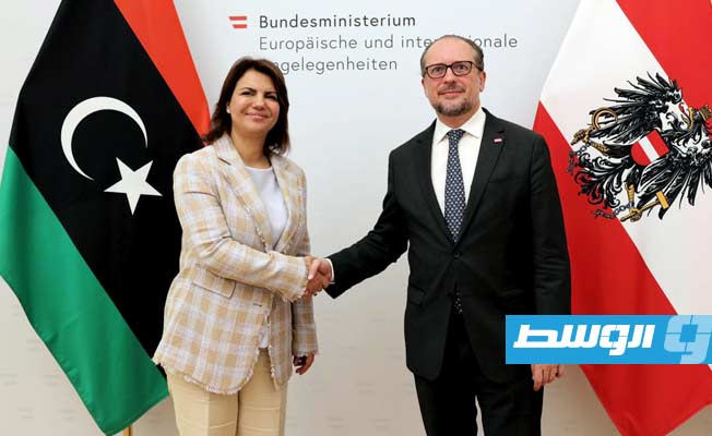 المنقوش ووزير خارجية النمسا يناقشان تطوير الشراكة والتعاون الاستراتيجي بين البلدين