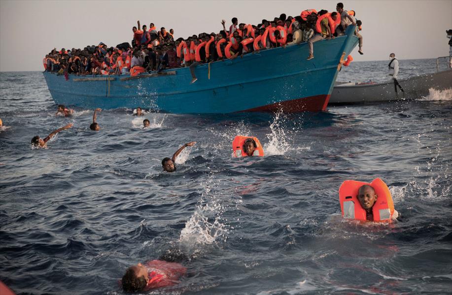روما تطالب «أكواريوس» بالاستعداد لإنقاذ مهاجرين فروا في 3 زوارق من ليبيا