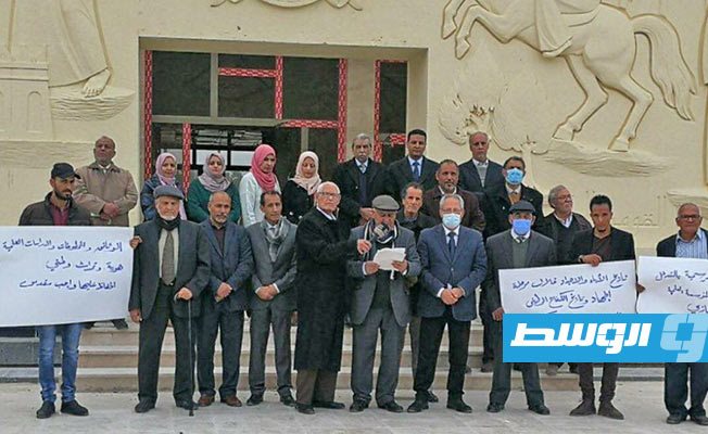 أساتذة التاريخ بالمنطقة الشرقية يطالبون الجهات الرسمية بحماية فرع المركز الليبي للمحفوظات في بنغازي