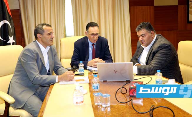 الحويج يناقش آلية إعداد المشروع الوطني لخارطة الاستثمار الليبية
