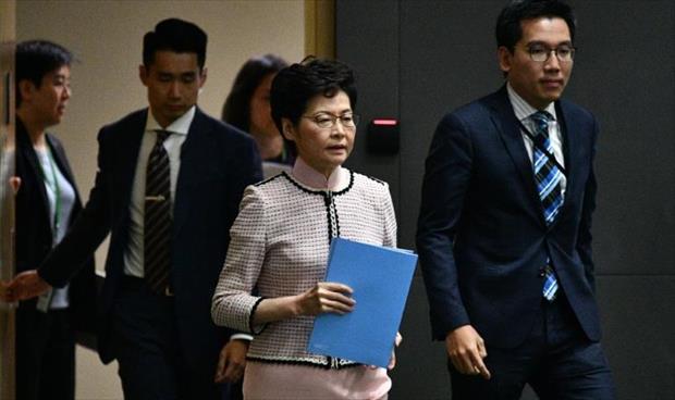 المعارضة تقاطع خطاب رئيسة هونغ كونغ في البرلمان وتجبرها على مغادرته