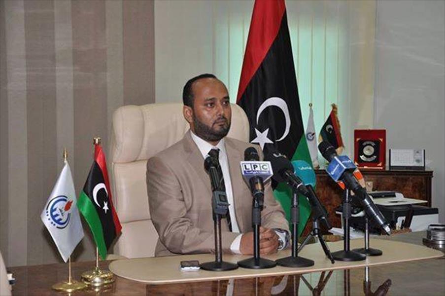 وزير النفط في «حكومة الحاسي» يتسلم مقر الوزارة في طرابلس