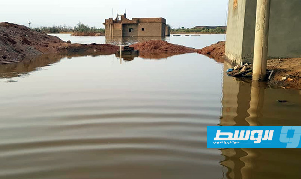 المركز الوطني للأرصاد يتوقع استمرار تساقط الأمطار بغات وتدفق السيول من الجزائر