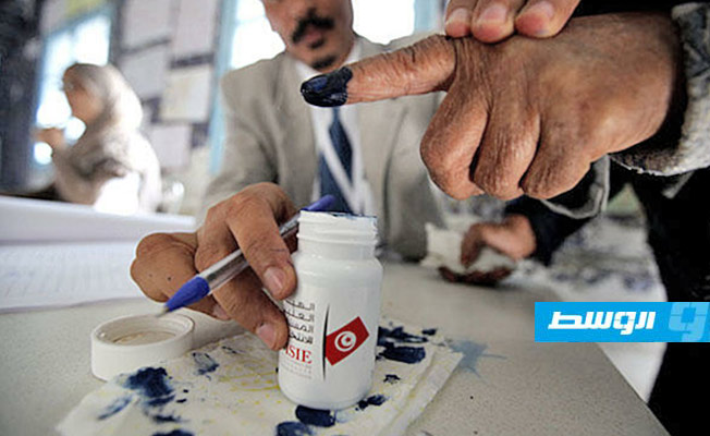 أول انتخابات بلدية تونسية حرة وسط مصاعب اقتصادية