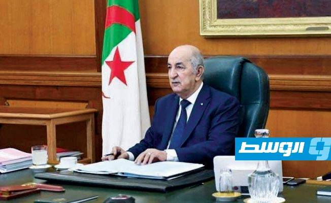 الرئيس الجزائري يطلب من حكومته اختيار «اللقاح الأنسب»