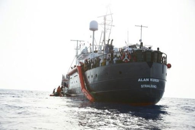 مالطا توافق على رسو سفينة «آلان كردي» التي تقل 65 مهاجرًا
