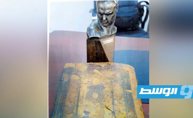 Seven individuals arrested for possession of and attempts to sell artifacts