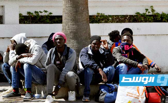 Tunisia has moved hundreds of migrants stranded on border with Libya to shelters, says rights group
