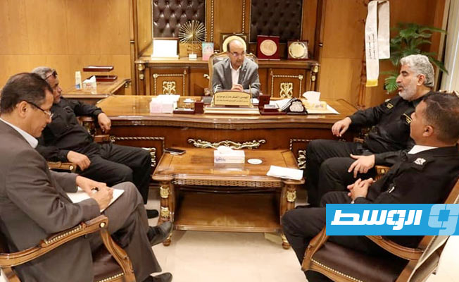 تعليمات مشددة من بلدية بنغازي إلى الحرس البلدي بشأن «التسعيرة»