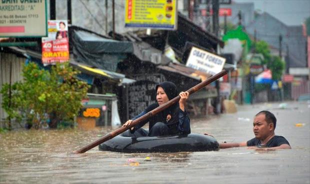 18 حالة وفاة آخر حصيلة لضحايا فيضانات إندونيسيا