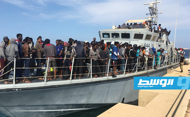حرس السواحل ينقذ 91 مهاجرًا شمال القره بوللي