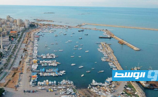 لبنان: إنقاذ 17 من ركاب قارب غرق قبالة سواحل البلاد