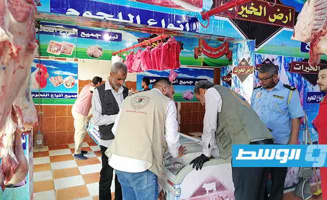 Food and Drug Control Center shuts down butcher shops in Abu Salim Municipality due to sanitary violations