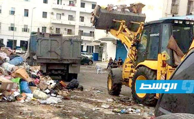 جمع 1300 طن قمامة في طرابلس.. ومكب «سيدي السائح» لا يزال مغلقا