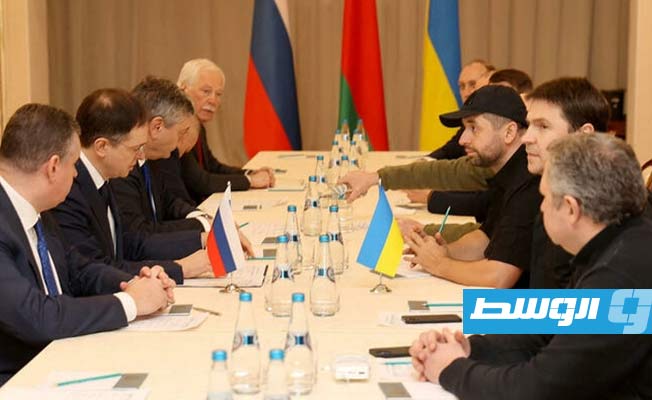 الوفد الأوكراني يصل إلى بيلاروسيا لجولة مفاوضات ثالثة مع موسكو