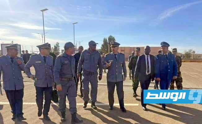 Algerian authorities inspect the Debdeb-Ghadames border crossing before its official reopening
