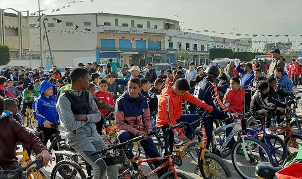 بالصور: انطلاق سباق الدراجات الأول لمدارس أبوسليم