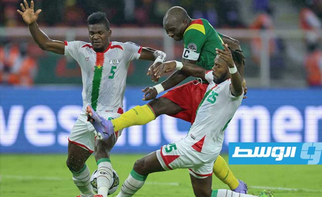 «أبوبكر».. النجم الذي يحمل آمال الكاميرونيين في كأس الأمم الأفريقية