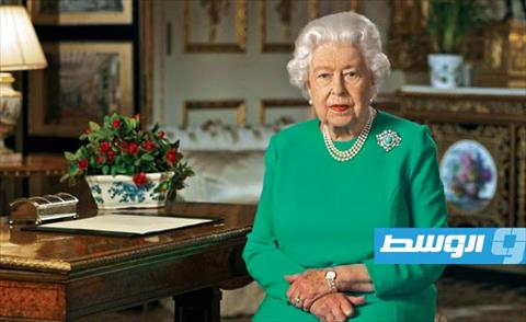ملكة بريطانيا في مناسبة عيد الميلاد: ما يريده كثيرون هو «عناق ومصافحة حارة»