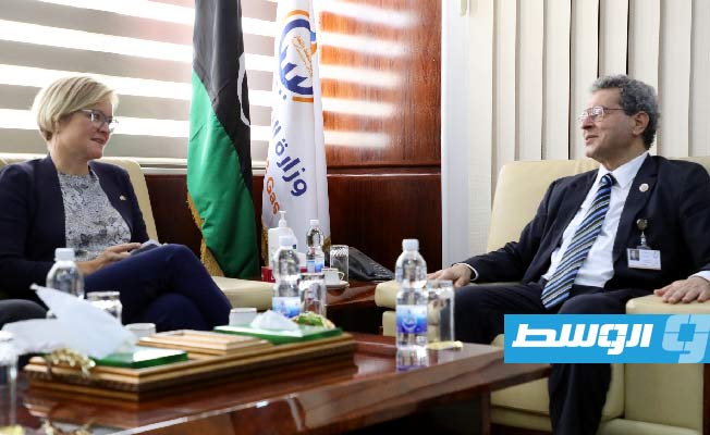 Oil Minister Oun urges return of British companies to Libya's energy sector during meeting with Ambassador Hurndall