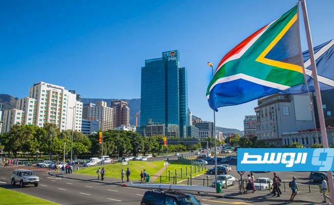 جنوب أفريقيا: توقعات بأن تسجل البلاد أكثر من 10 آلاف إصابة يومية بـ«كوفيد-19»
