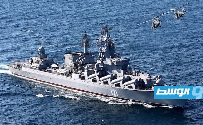 «أضرار جسيمة» في سفينة قيادة أسطول البحر الأسود الروسي