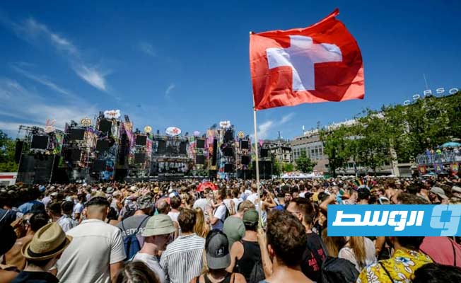 بعد توقف عامين.. مهرجان موسيقى التكنو في زيوريخ يستقطب مئات الآلاف