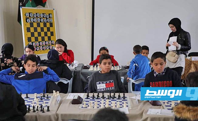 دورة تدريبية جديدة للشطرنج بنادي الظهرة