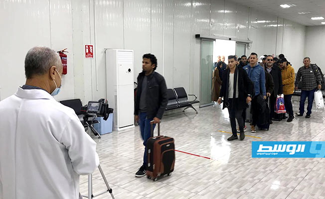 مسح حراري للمسافرين في مطار مصراتة لمواجهة «كورونا»
