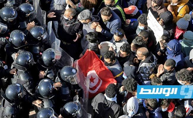 صراع بين رأسي السلطة في تونس مع اشتداد أزمة الوباء