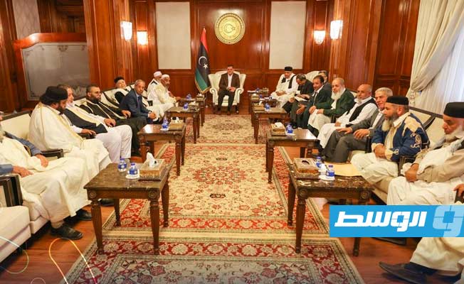 Dabaiba meets with delegation from Zintan, says collective goal should be 'holding elections and issuing a permanent constitution' to ensure Libya's stability