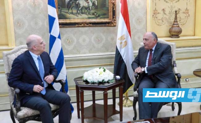 وزير الخارجية اليوناني: ناقشت في مصر مسألة وجود حكومتين بليبيا
