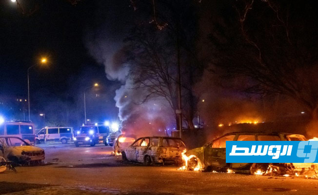 عشرات الجرحى في السويد خلال احتجاجات ضد حركة يمينية تخطط لحرق نسخ من «القرآن الكريم»