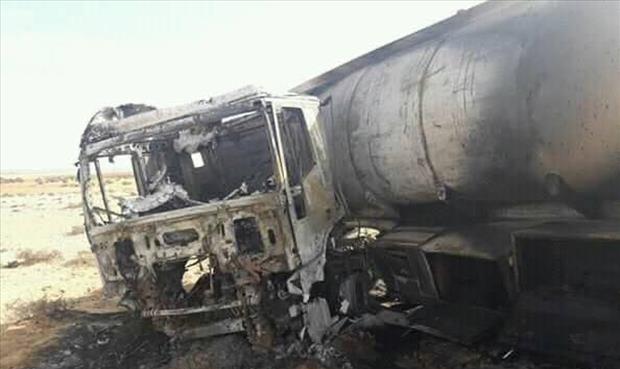 وفاة شخصين وإصابة آخر جراء اشتعال شاحنة وقود غرب طبرق