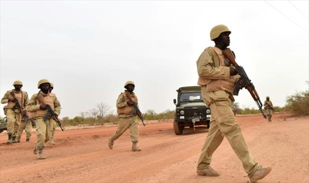 مقتل 20 شخصا في هجوم على موقع للتنقيب عن الذهب في بوركينا فاسو