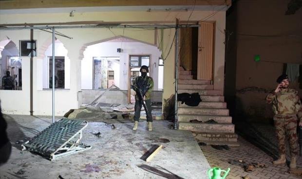 مصرع 10 أشخاص وإصابة 16 آخرين في تفجير بمسجد في باكستان
