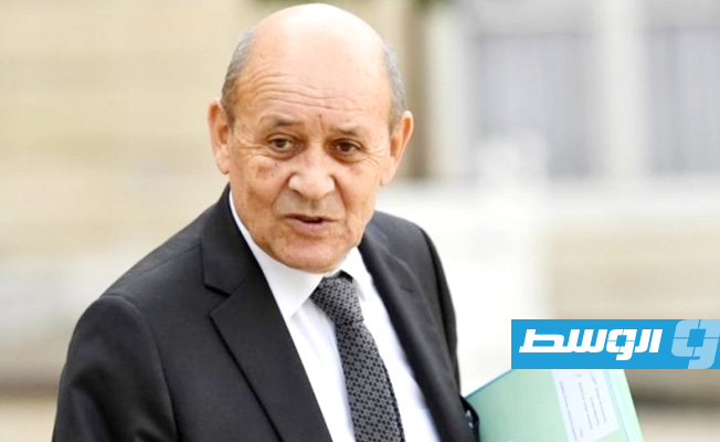 وزير الخارجية الفرنسي يصل الجزائر لترميم العلاقات الفرنسية - الجزائرية