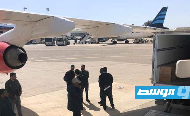 وصول شحنة السيولة الثانية من طرابلس إلى المصرف المركزي في بنغازي