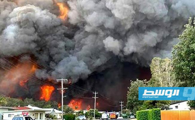 عشرات الحرائق تضرب أستراليا.. ورجال الإطفاء يعانون لإخمادها