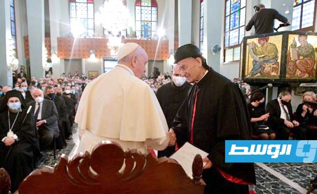 بابا الفاتيكان يعرب عن «قلق شديد» إزاء الأزمة في لبنان