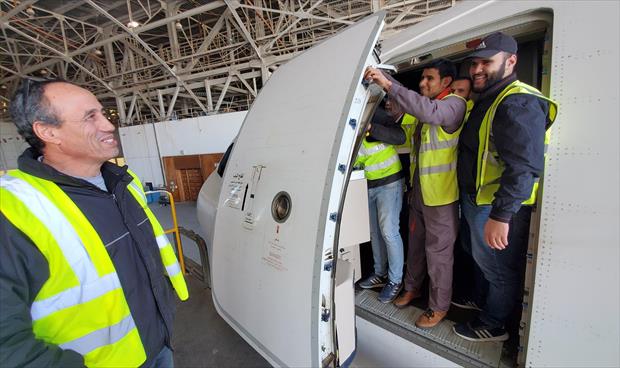 مواصلات «الوفاق»: العاملون في مطار معيتيقة وراء عودة العمل سريعا