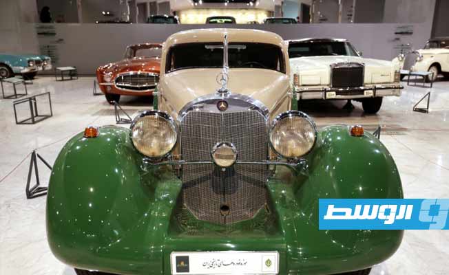 طهران تعرض سيارات كلاسيكية.. موروثات العائلة الإمبراطورية