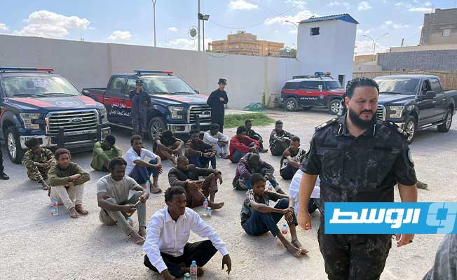 Raid frees 20 migrants from 