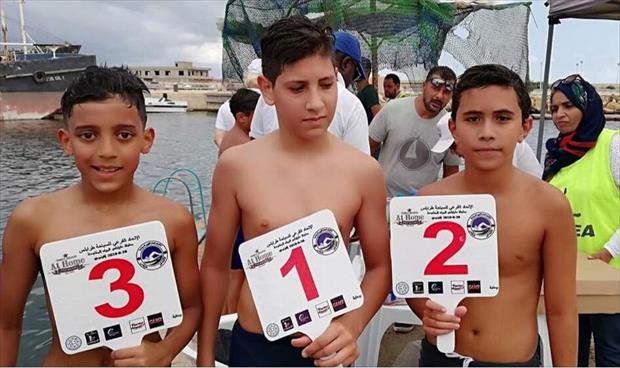 مواهب واعدة في بطولة طرابلس للسباحة في المياه المفتوحة