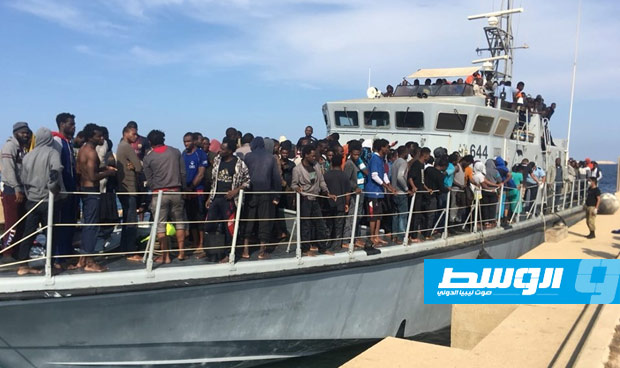 حرس السواحل ينقذ 23 مهاجرًا بينهم 18 ليبيًا شمال مليتة