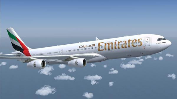 شركة طيران الإمارات تسجل انخفاضًا في أرباحها السنوية الصافية