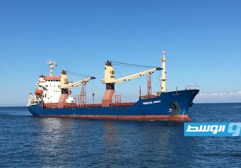 Port of Tripoli receives tanker loaded with 4,580 tons of wheat
